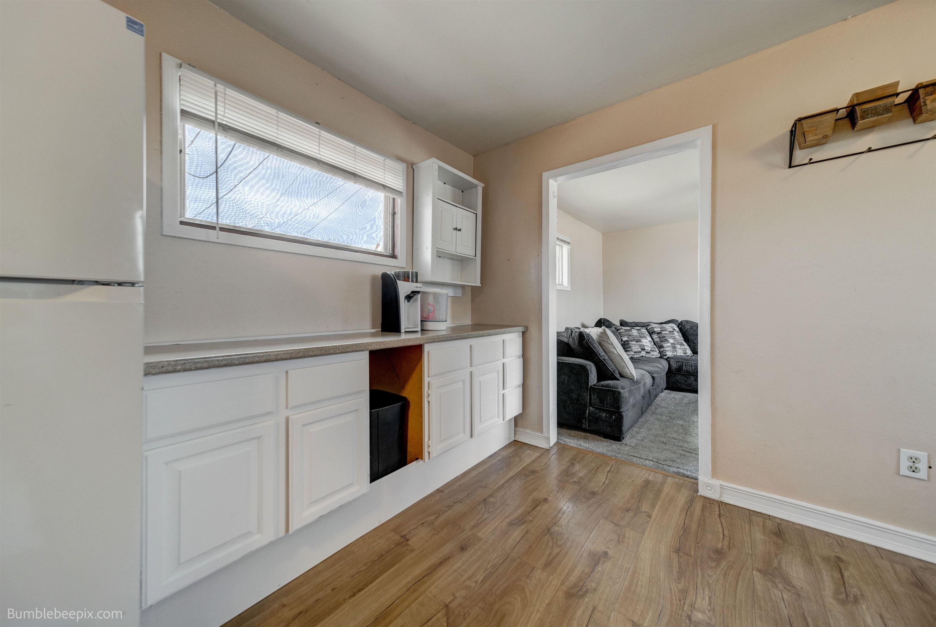 1002 E Dalton Ave - Photo 8