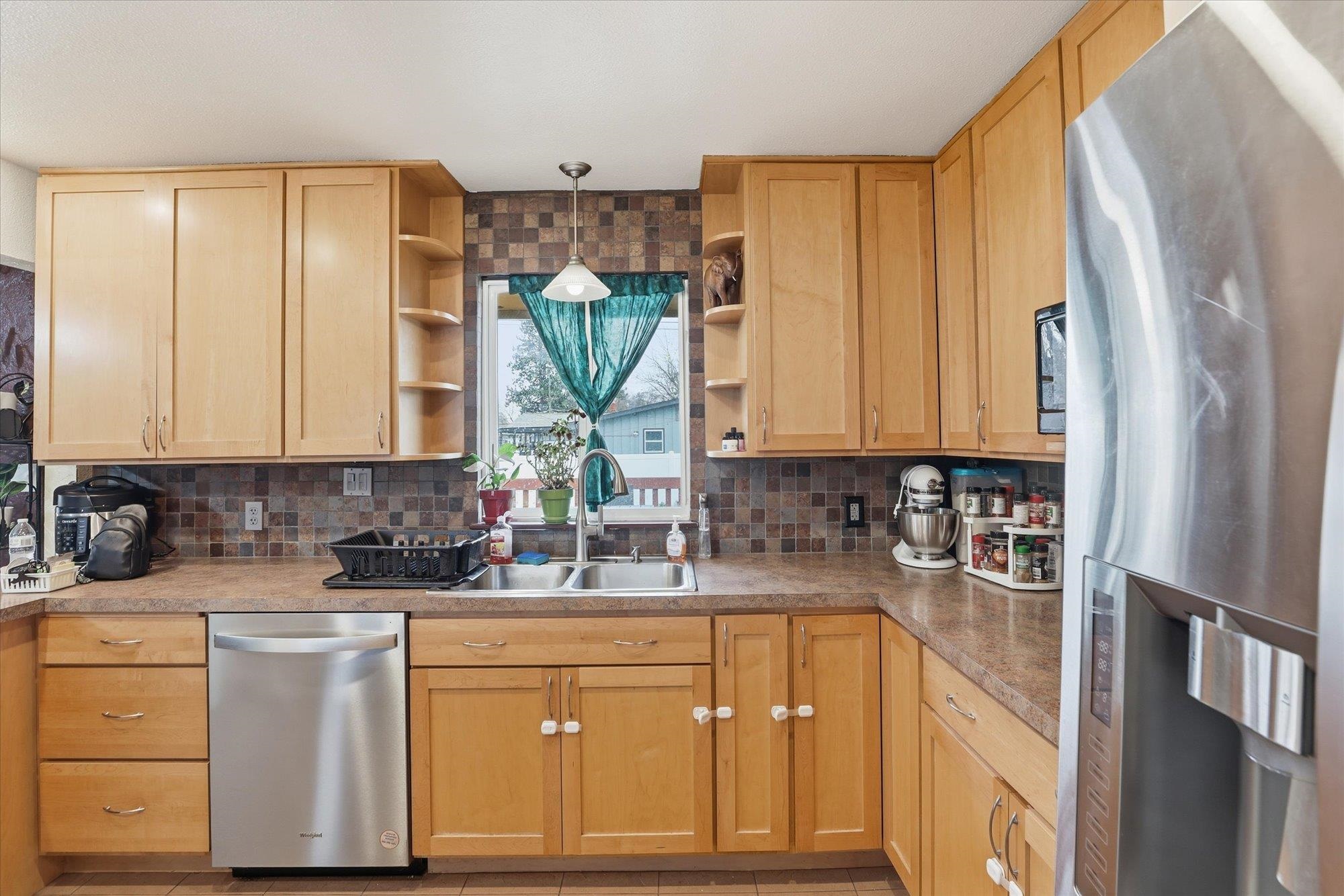 5820 N Ash St - Photo 6