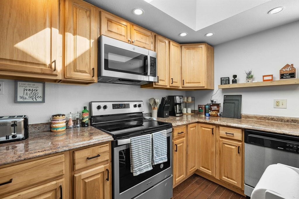 2507 E Upriver Dr - Photo 17