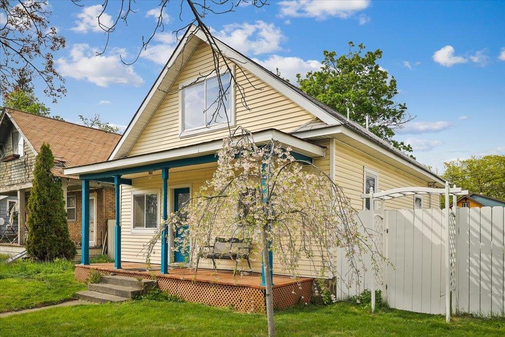 2730 W Broadway Ave - Photo 3