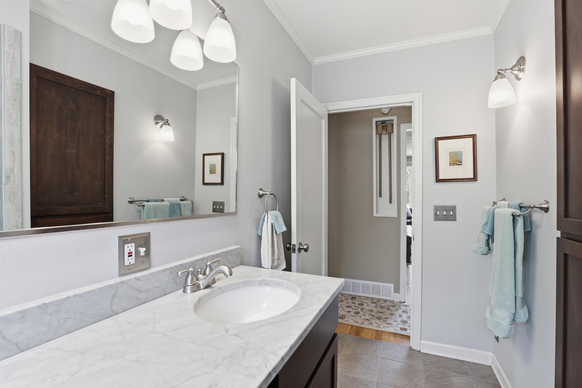 3534 W Wellesley Ave - Photo 18