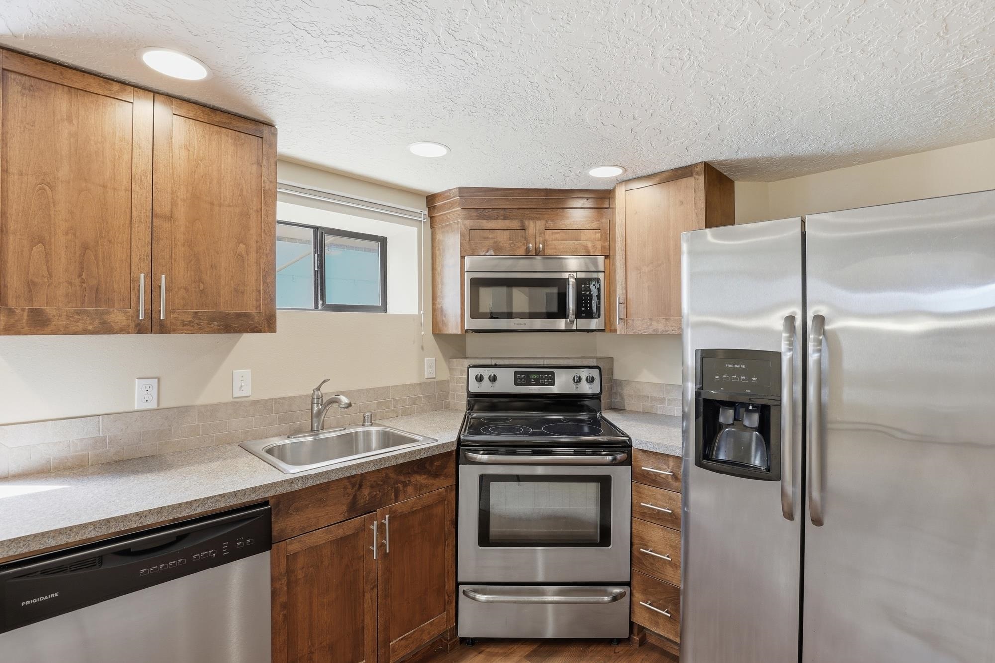 3534 W Wellesley Ave - Photo 26