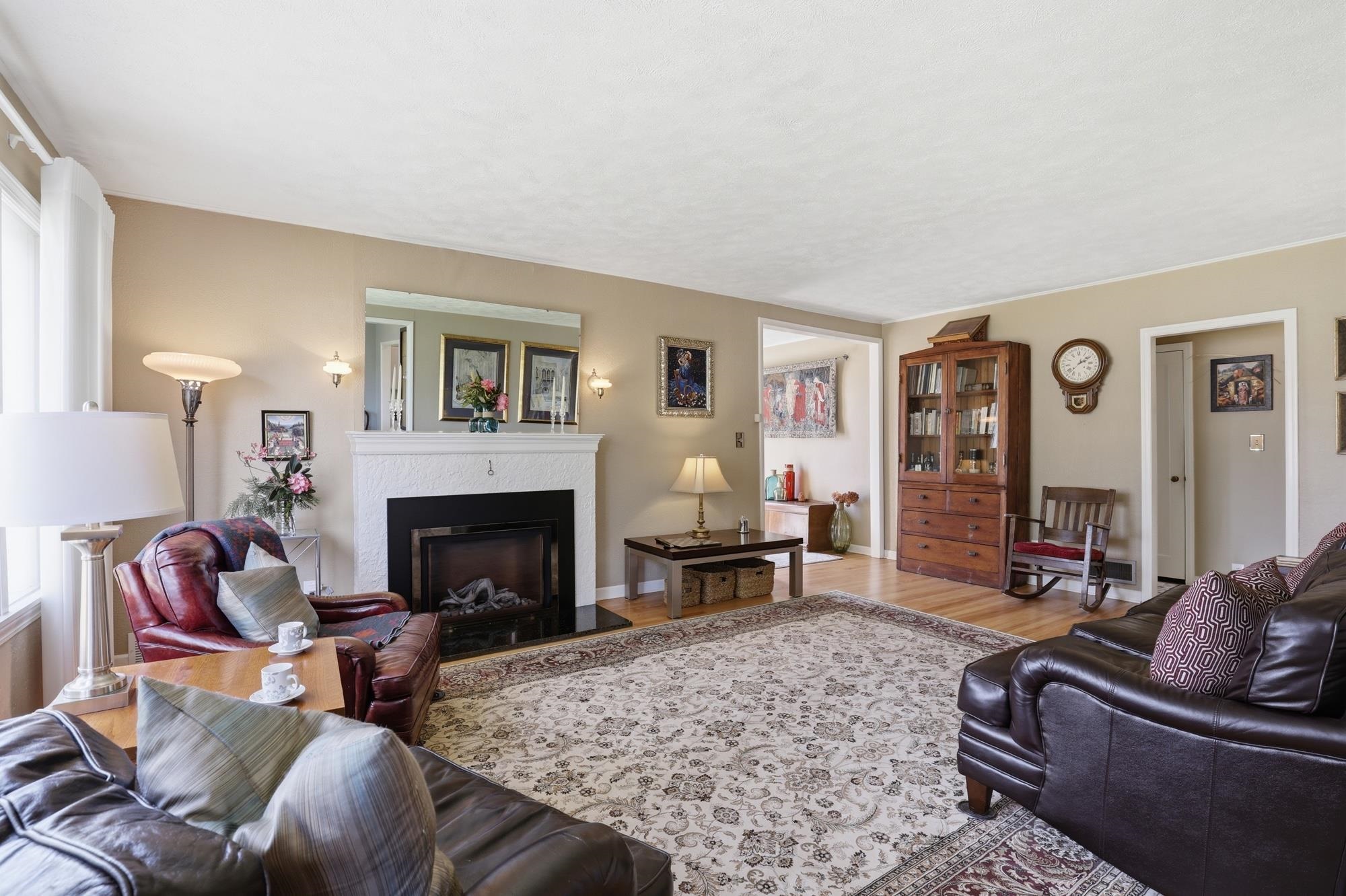3534 W Wellesley Ave - Photo 4