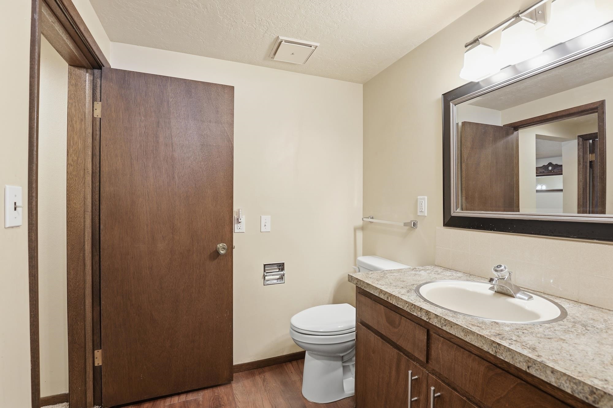 3534 W Wellesley Ave - Photo 31