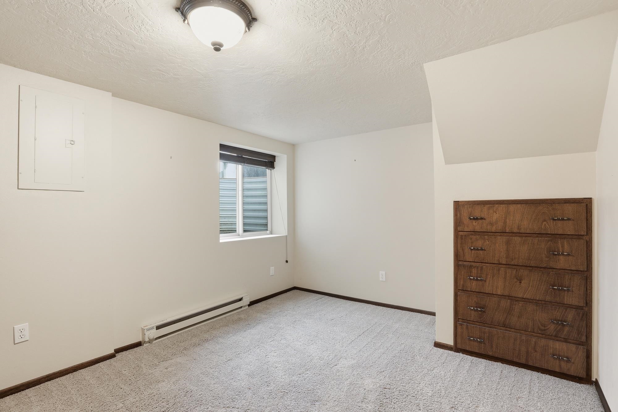 3534 W Wellesley Ave - Photo 32
