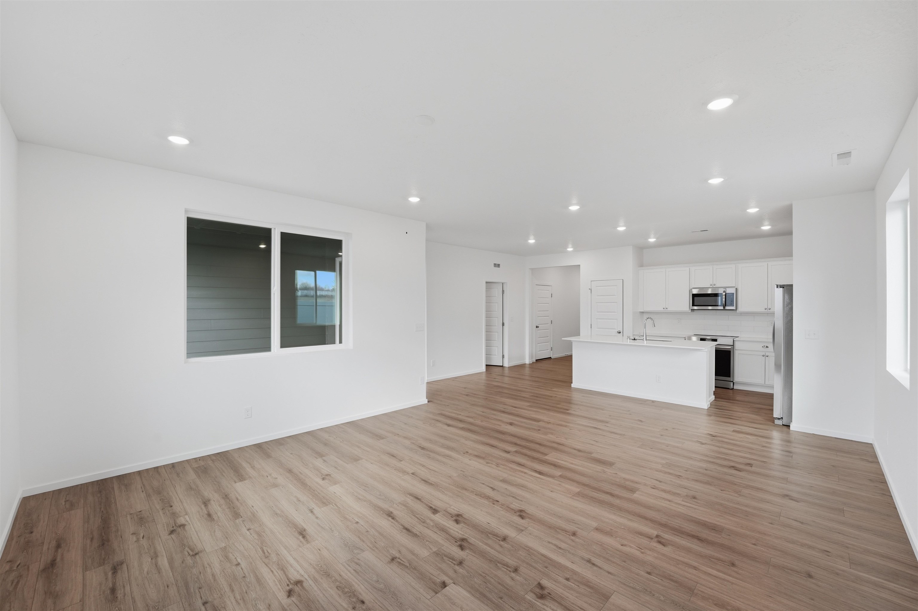 16666 E 30th Ln - Photo 6