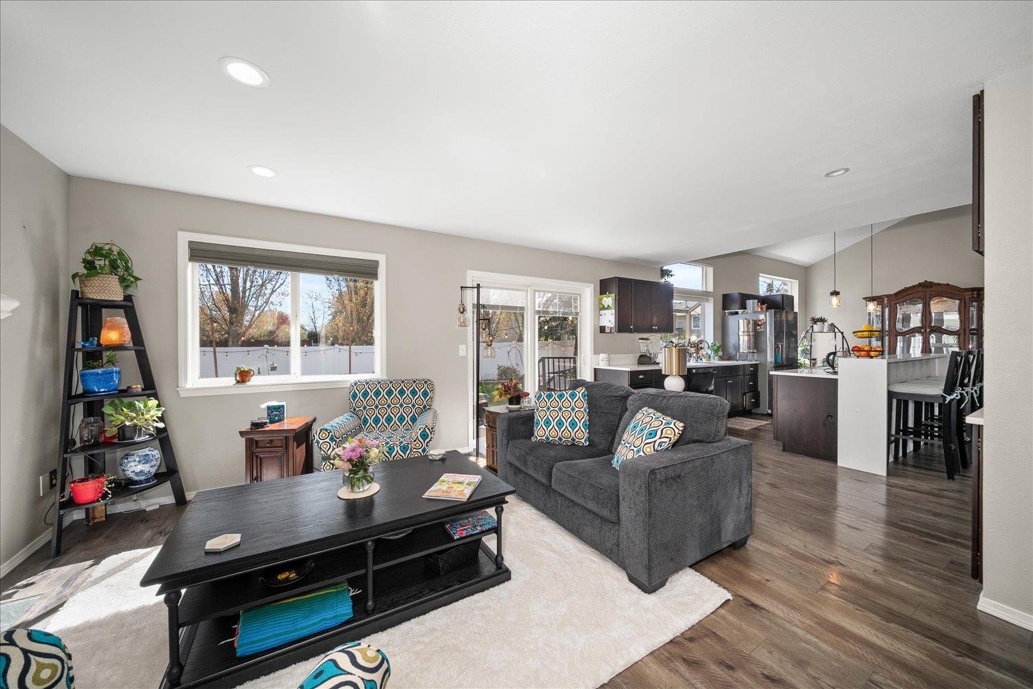 1722 N Harmony Ln - Photo 12