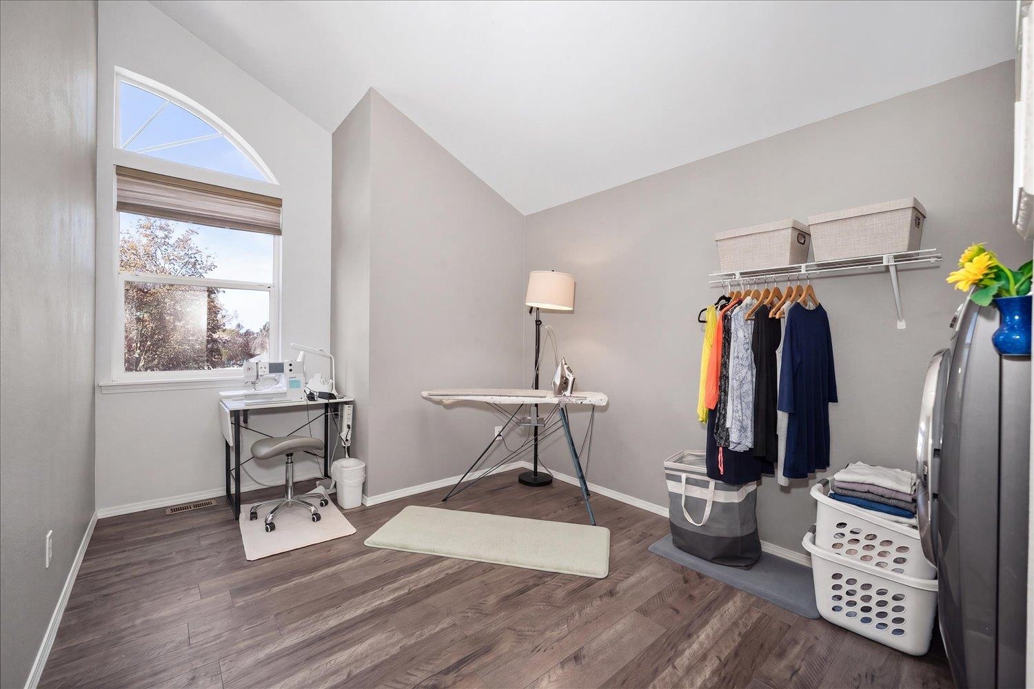 1722 N Harmony Ln - Photo 17