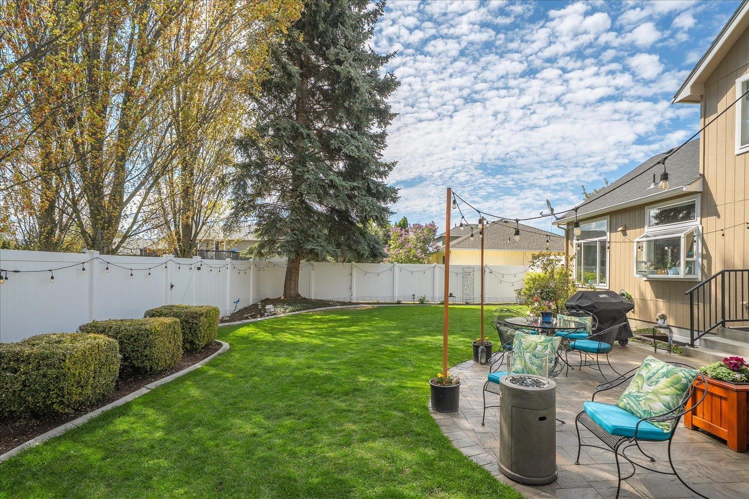 1722 N Harmony Ln - Photo 32