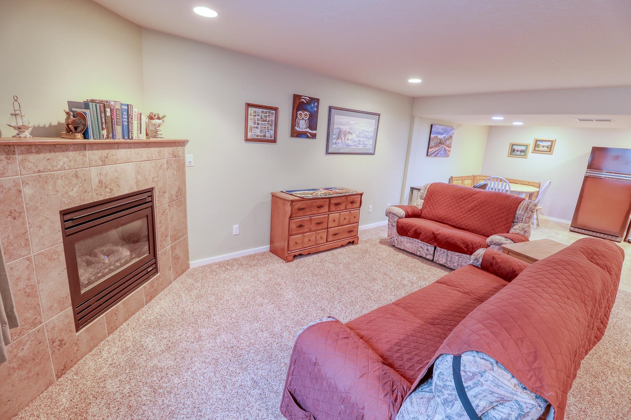 325 Parker Ct - Photo 16