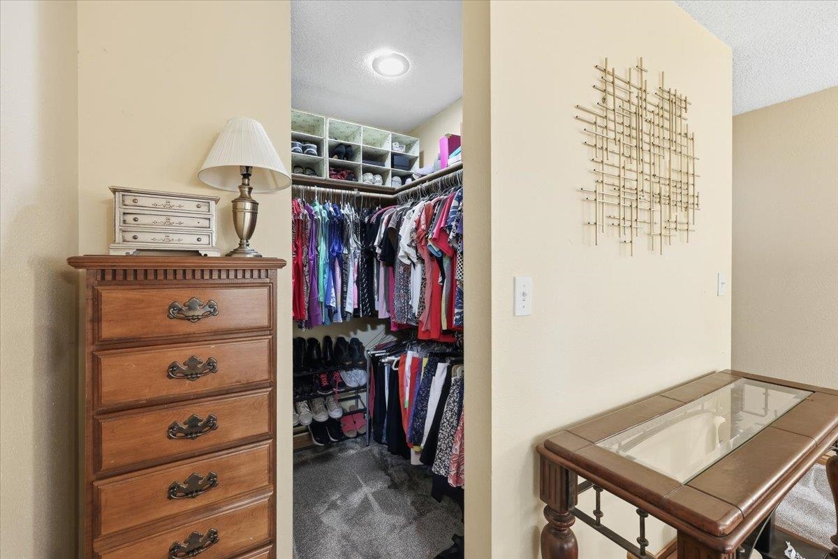 1205 E 55th Ave - Photo 30