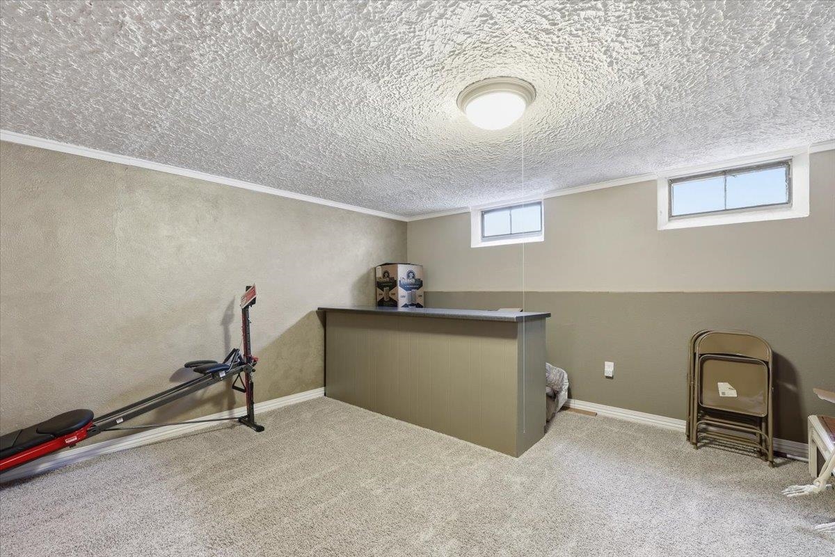 1205 E 55th Ave - Photo 36