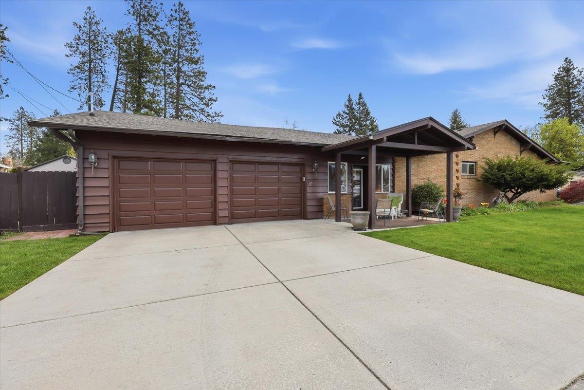 1205 E 55th Ave - Photo 45