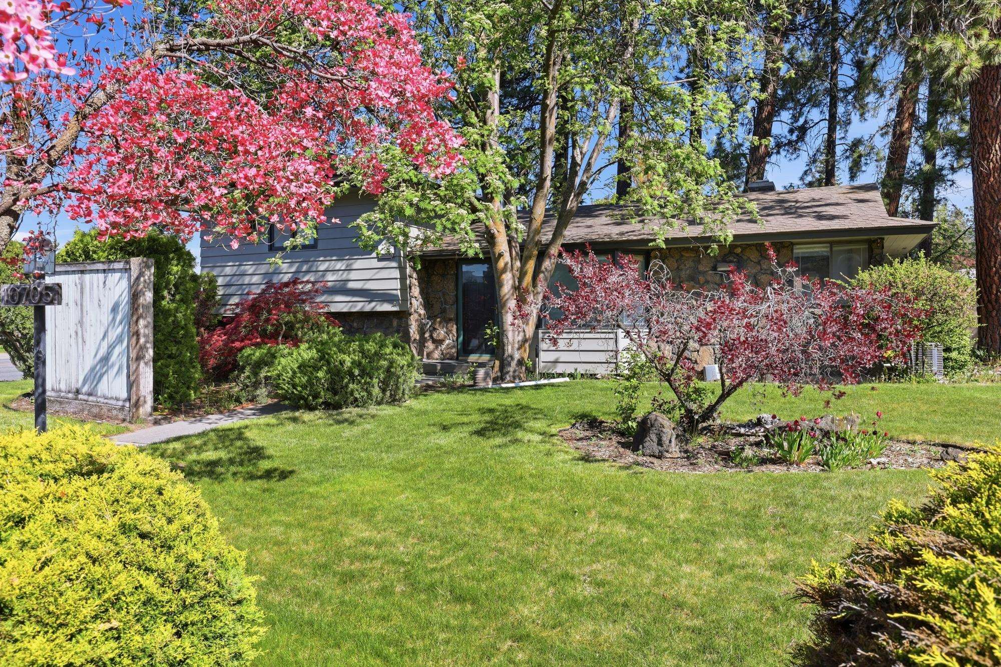 10705 E 23rd Ave - Photo 2