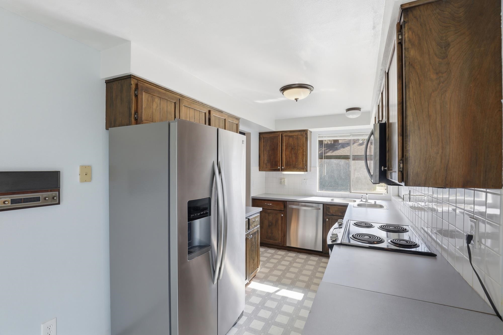 10705 E 23rd Ave - Photo 14