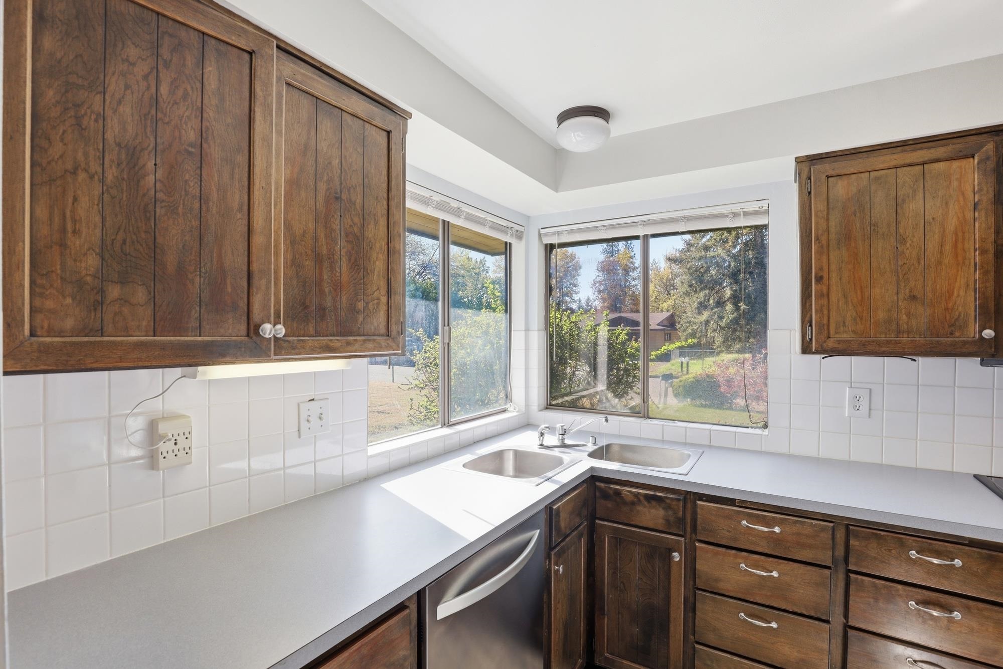 10705 E 23rd Ave - Photo 18