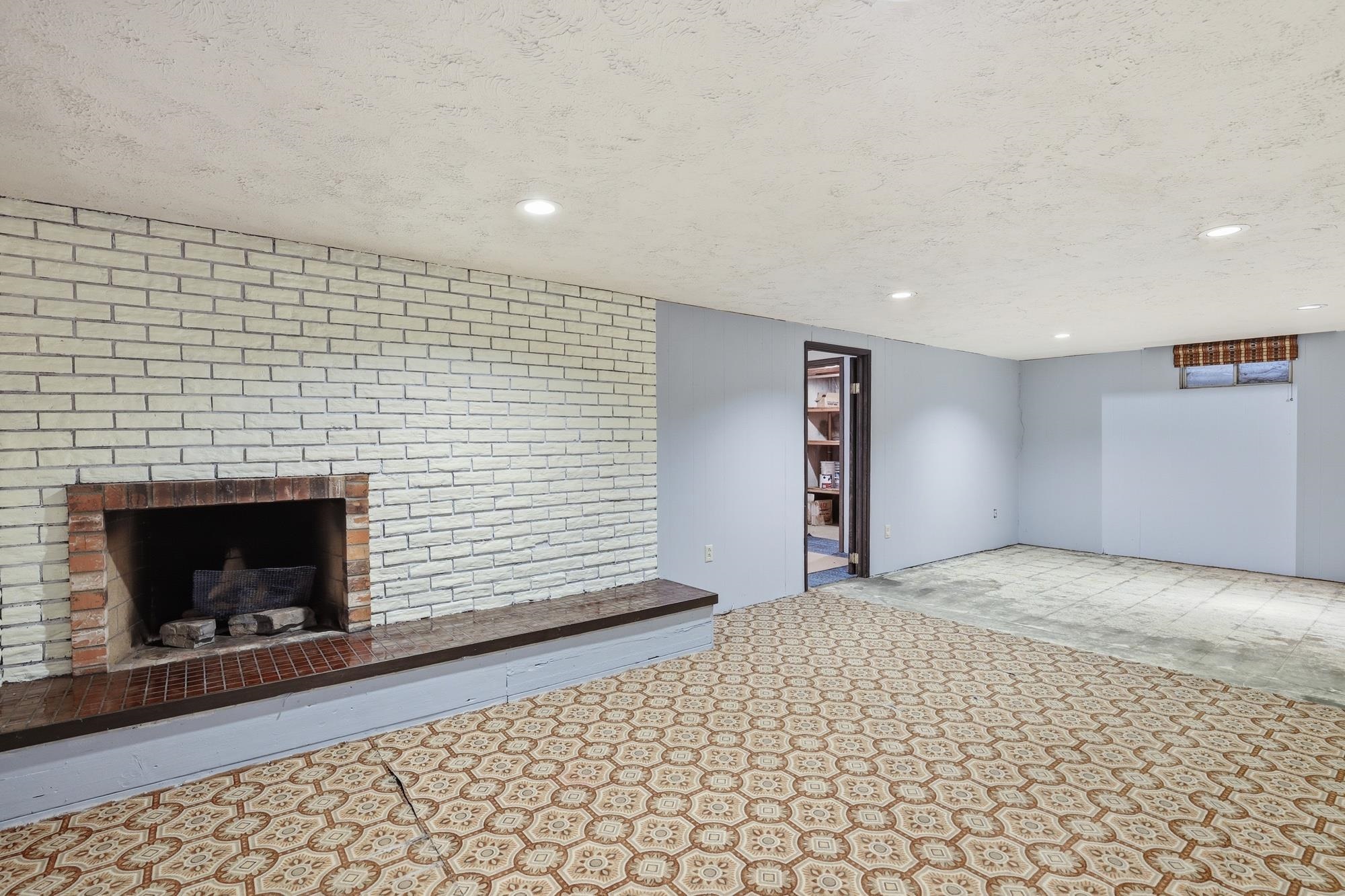 10705 E 23rd Ave - Photo 35