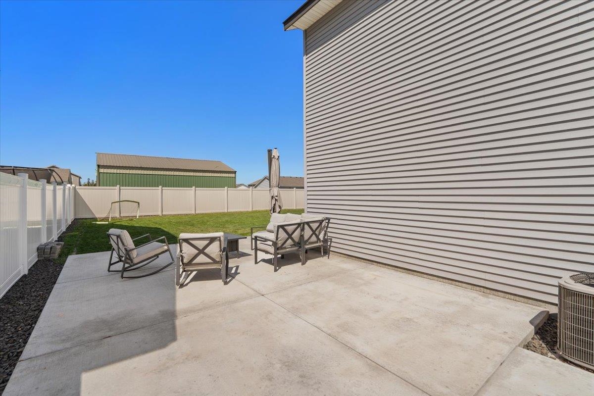 414 S Beeman St - Photo 16