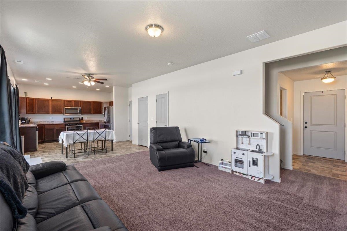414 S Beeman St - Photo 25