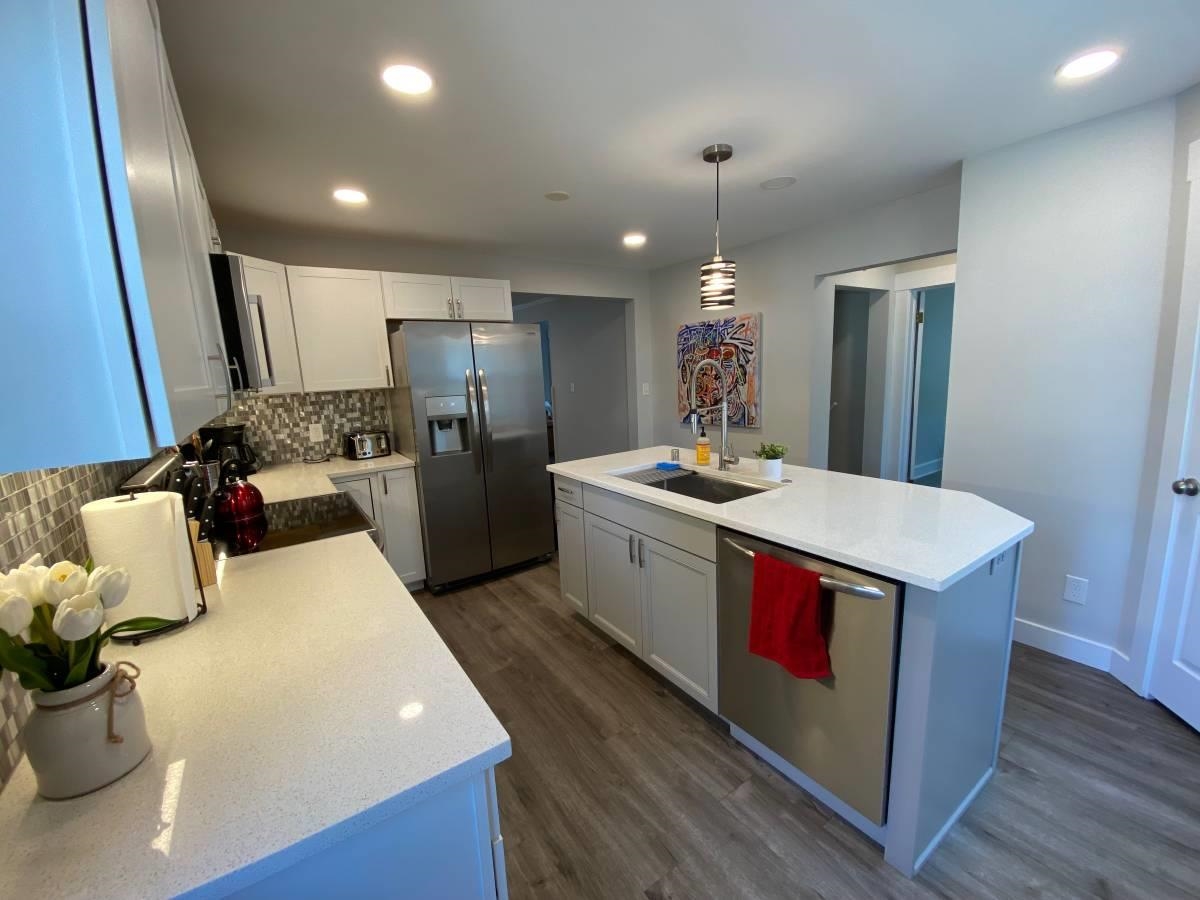 1523 E Liberty Ave - Photo 8