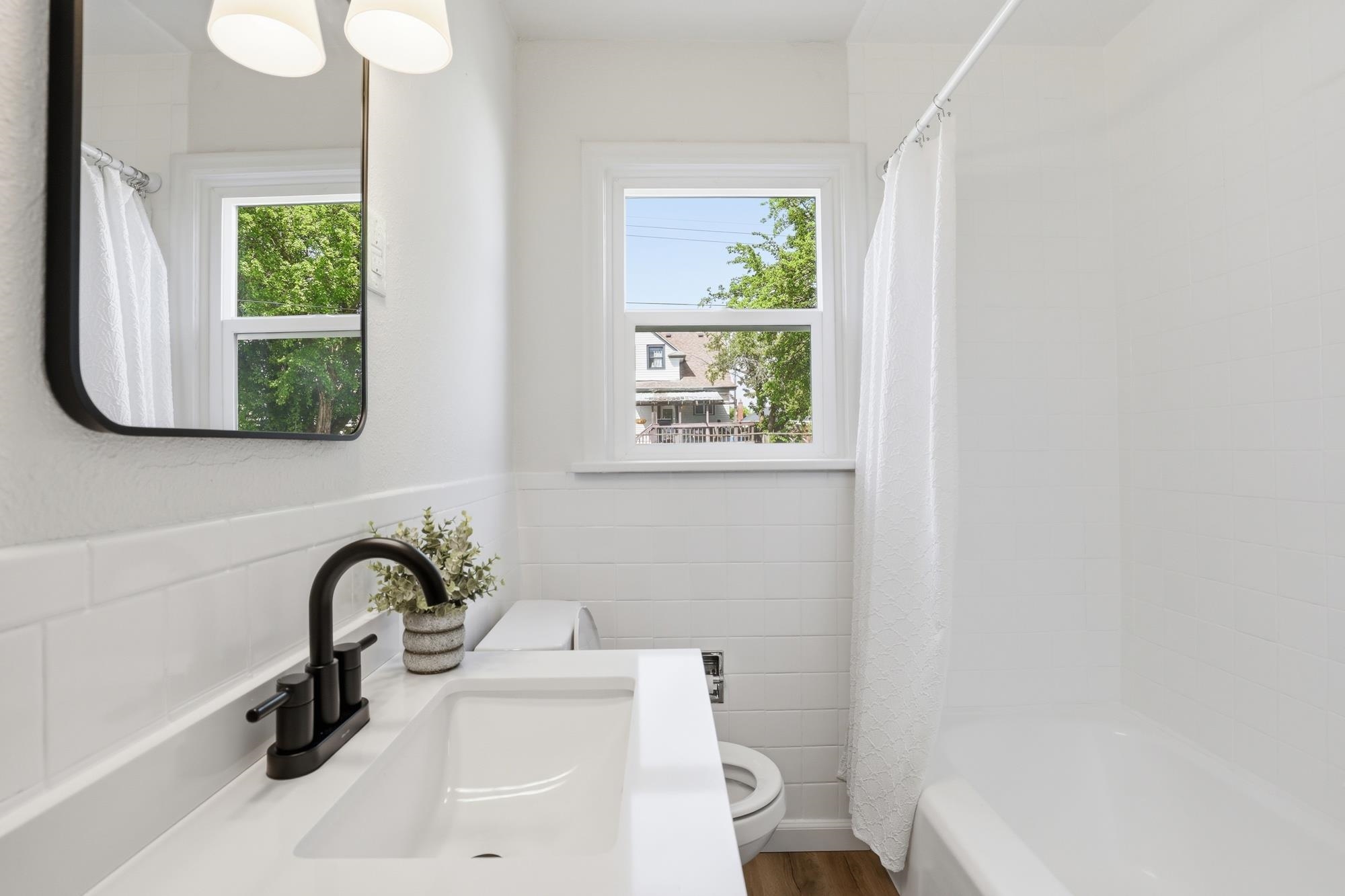2630 W Walton Ave - Photo 14