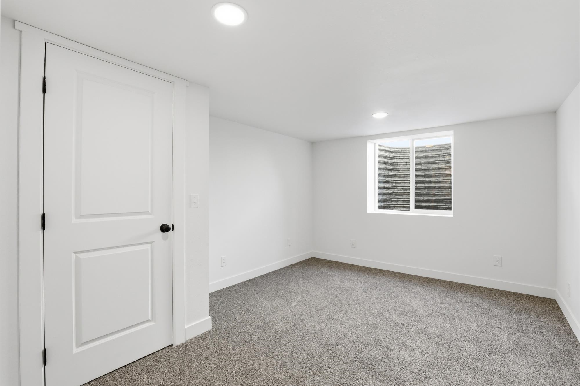 2630 W Walton Ave - Photo 21