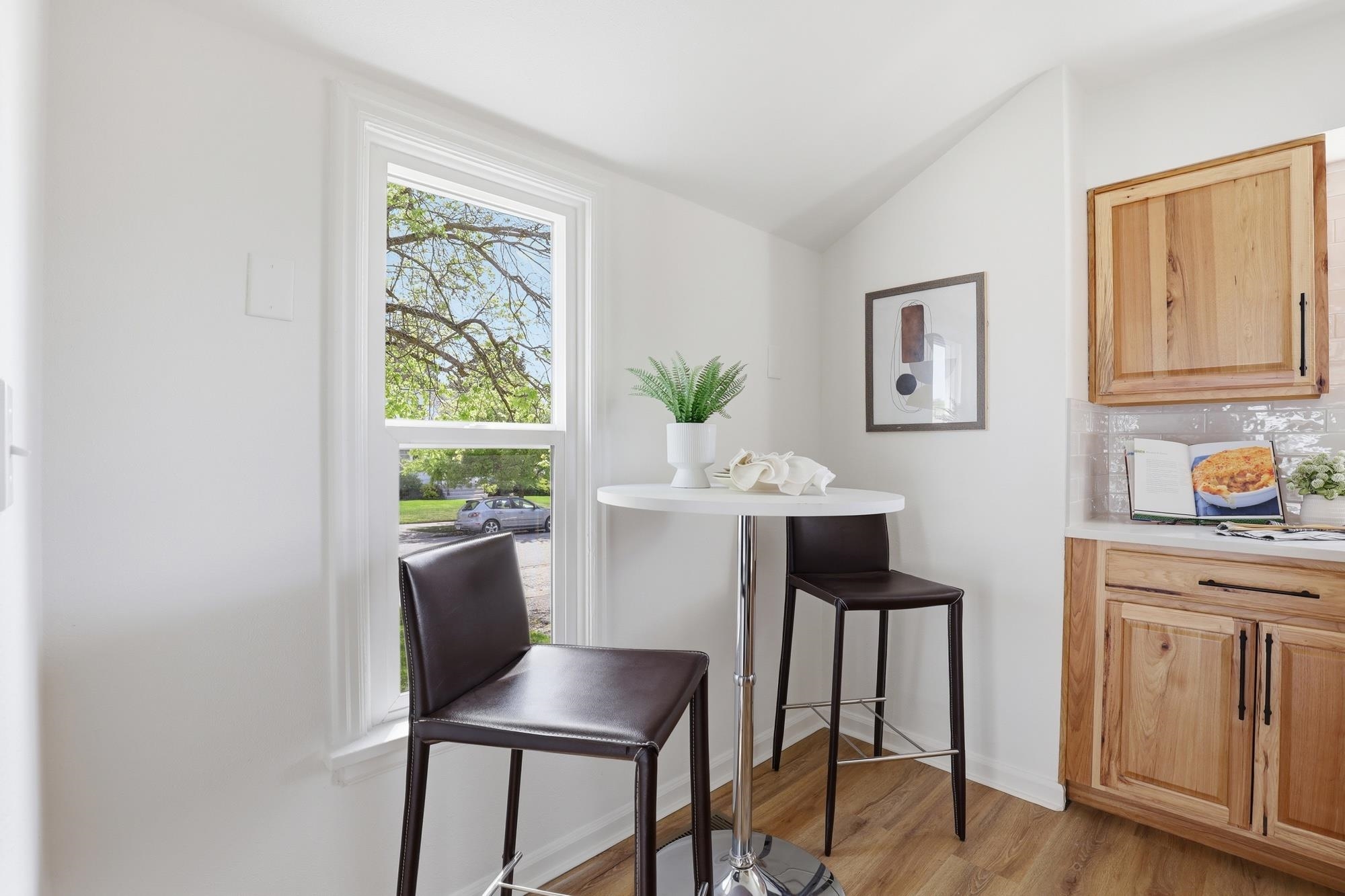 2630 W Walton Ave - Photo 7