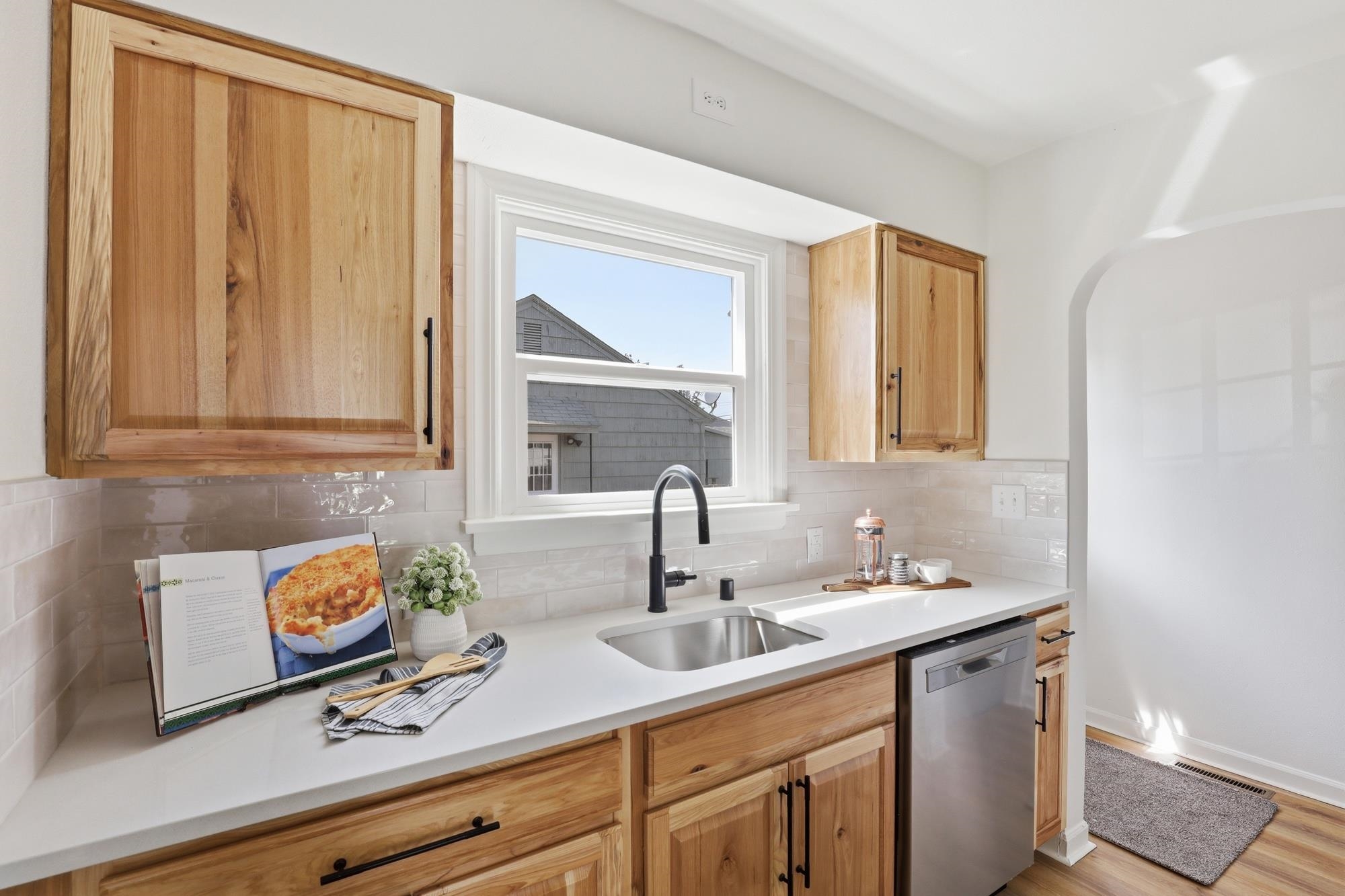 2630 W Walton Ave - Photo 9