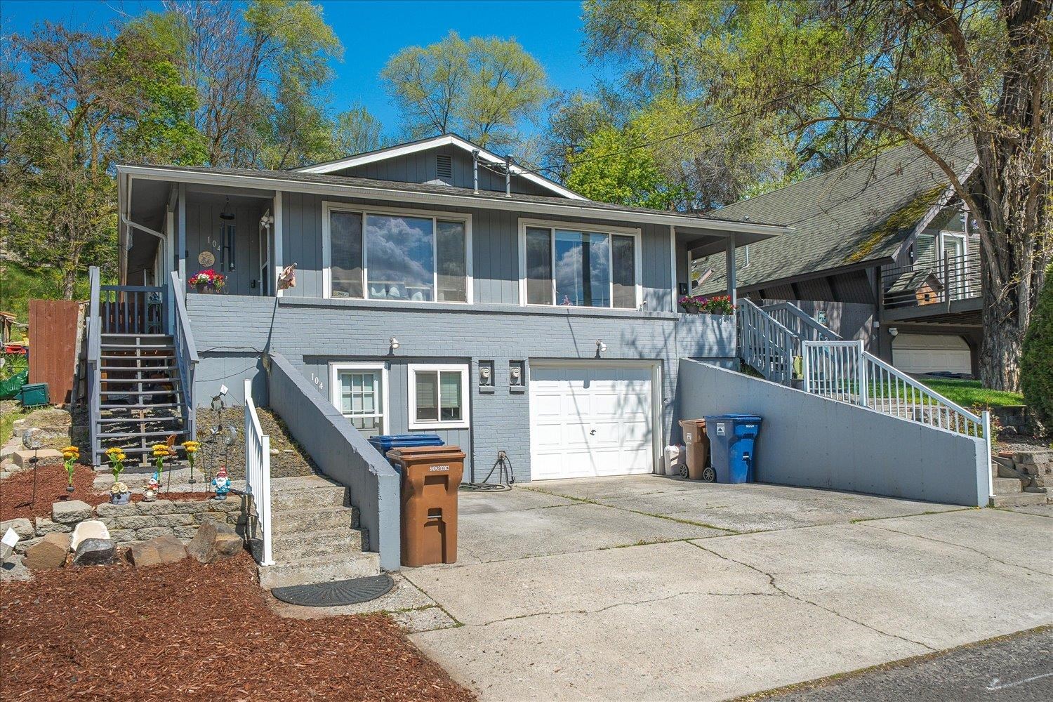 104 W Cora Ave - Photo 2