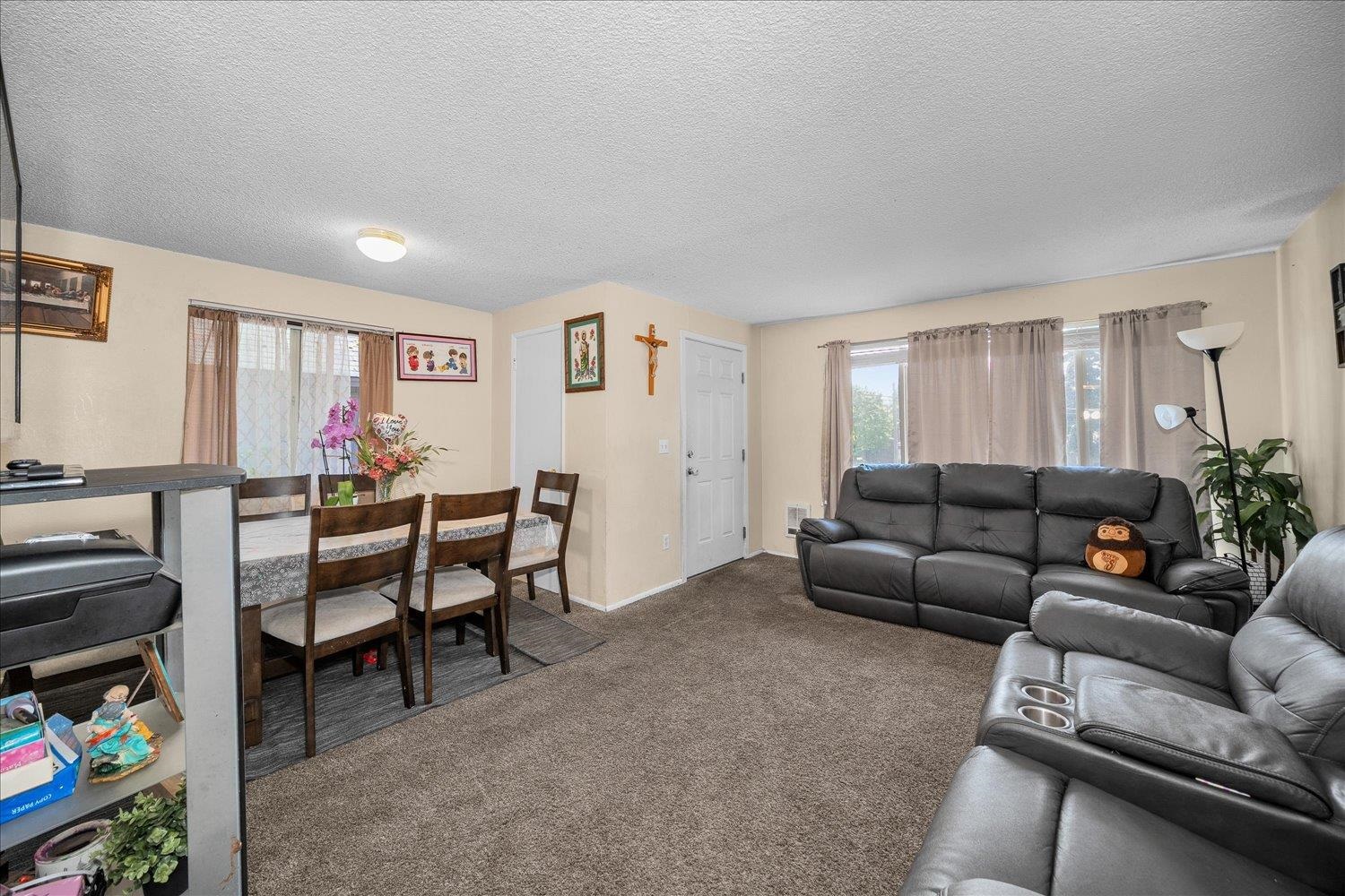 104 W Cora Ave - Photo 5