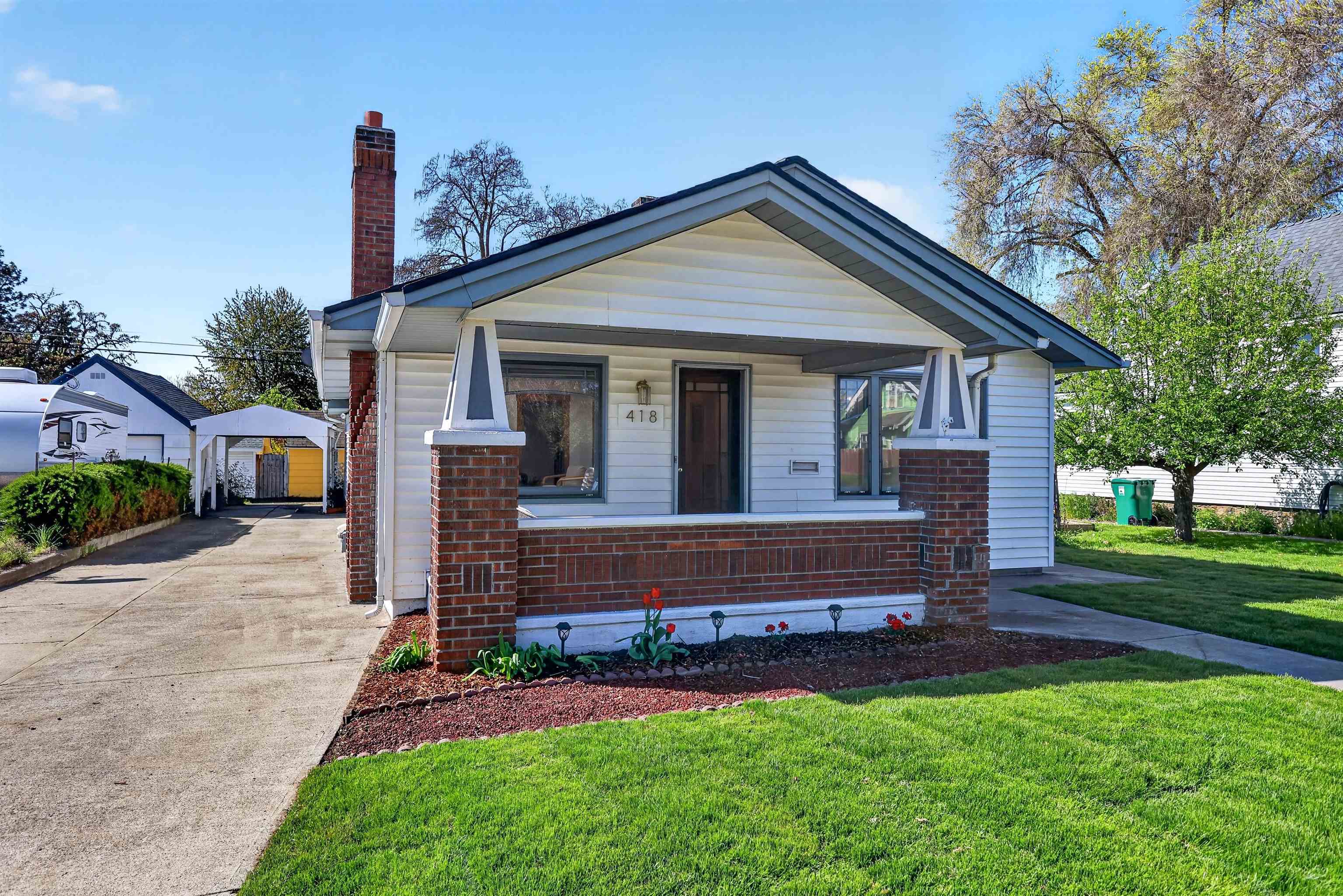 418 E Gordon Ave - Photo 1