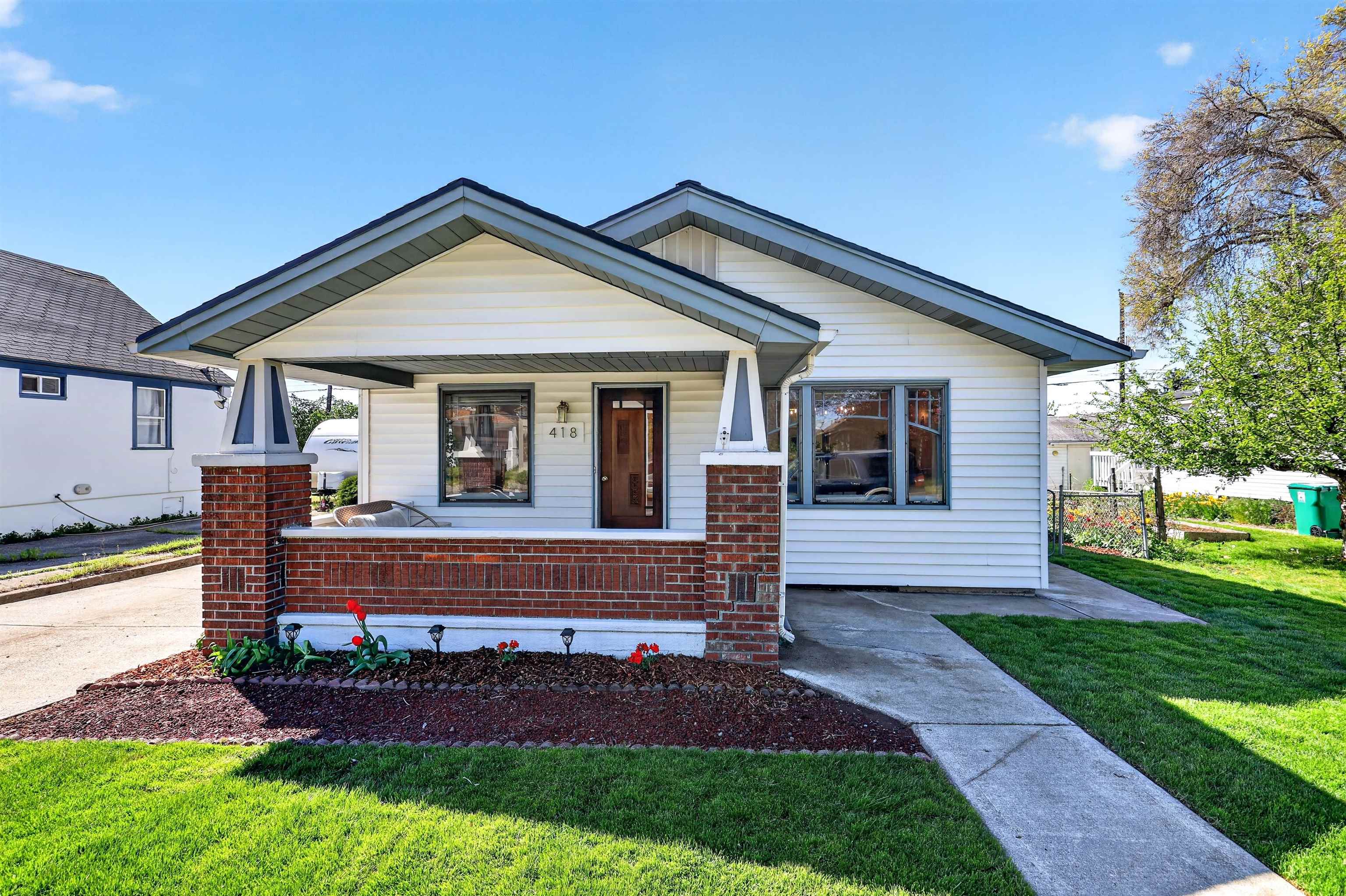 418 E Gordon Ave - Photo 2