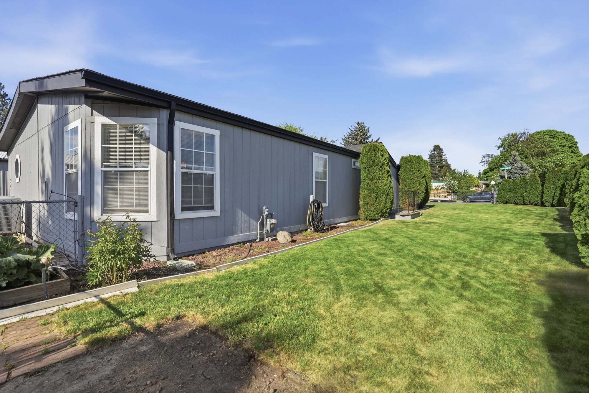 1603 N GLENBROOK Rd - Photo 2