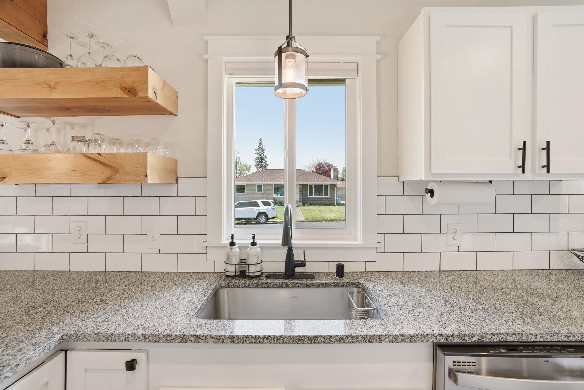 5704 N Alameda Blvd - Photo 9