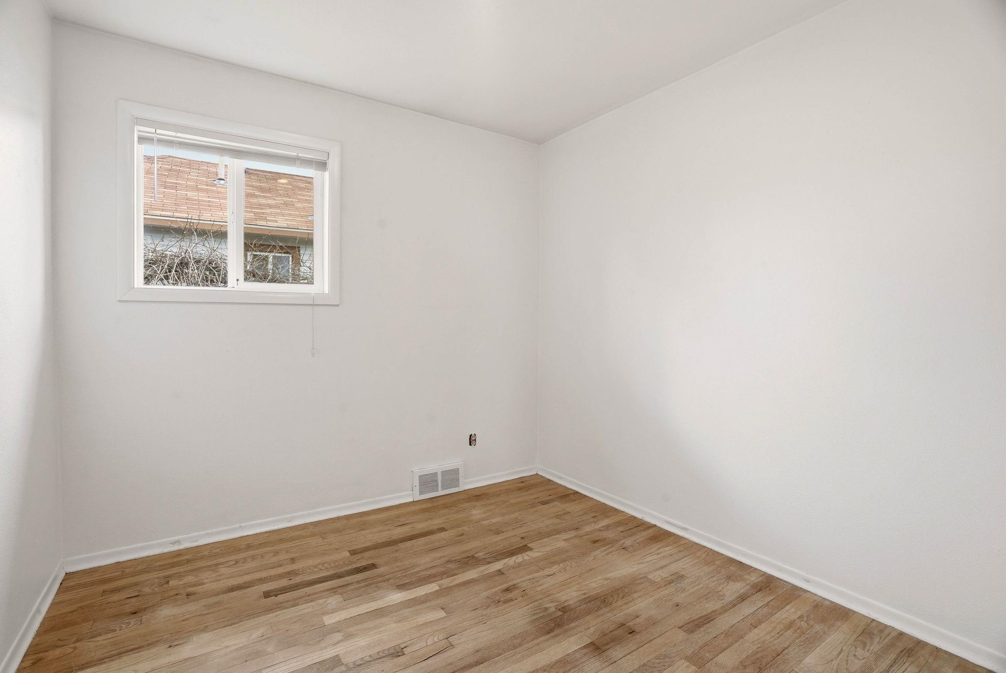 2304 E E Sanson Ave - Photo 12