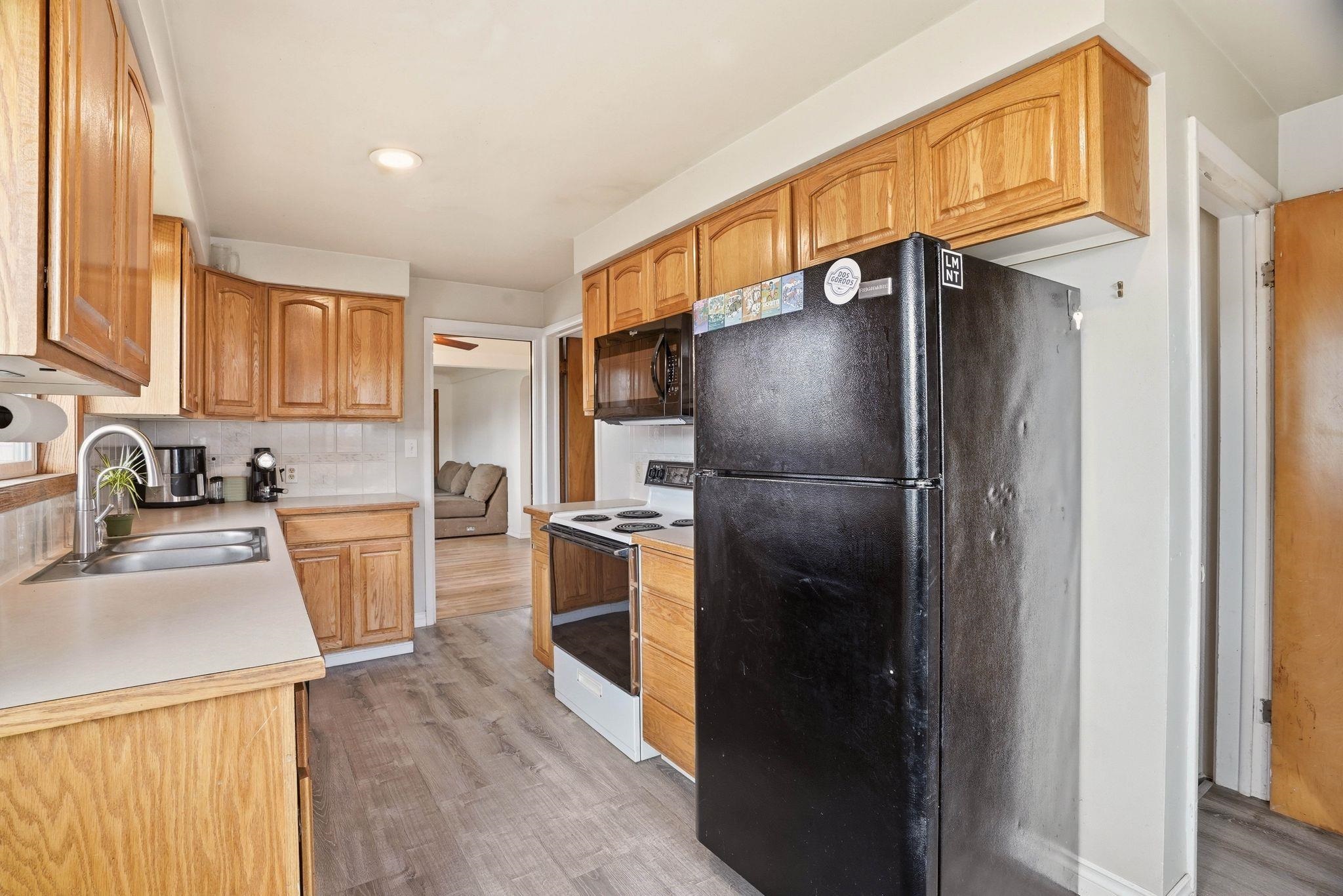 2304 E E Sanson Ave - Photo 10