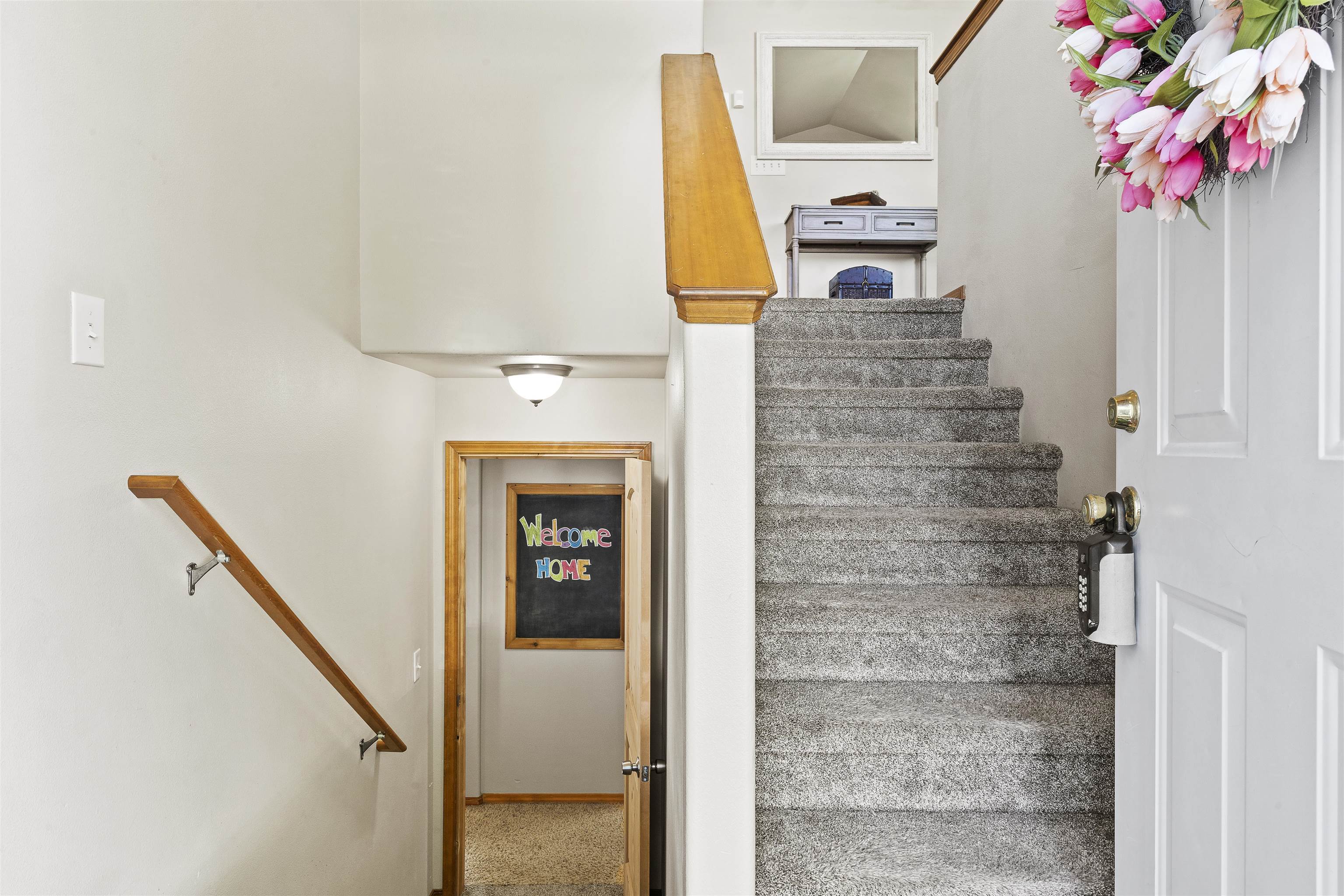 9008 N Oak St - Photo 5