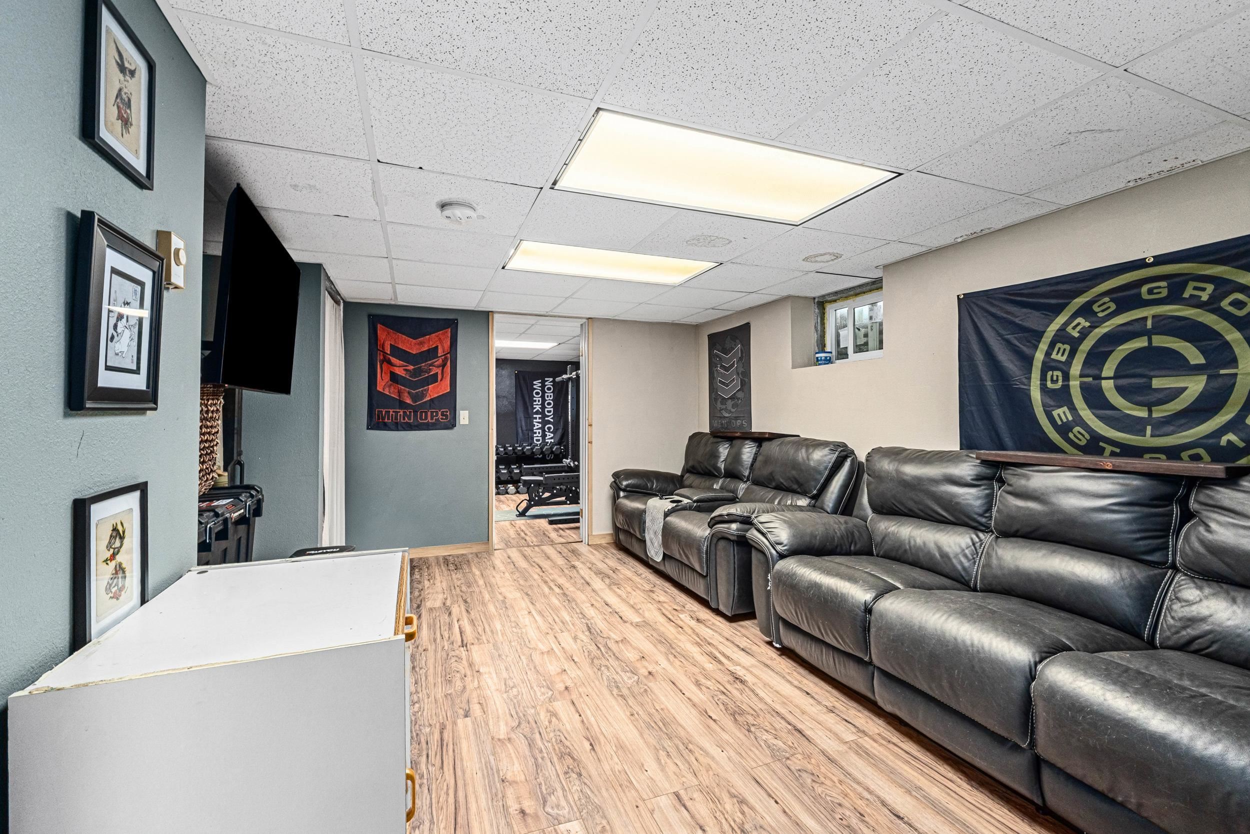 103 N 8th Ave - Photo 23