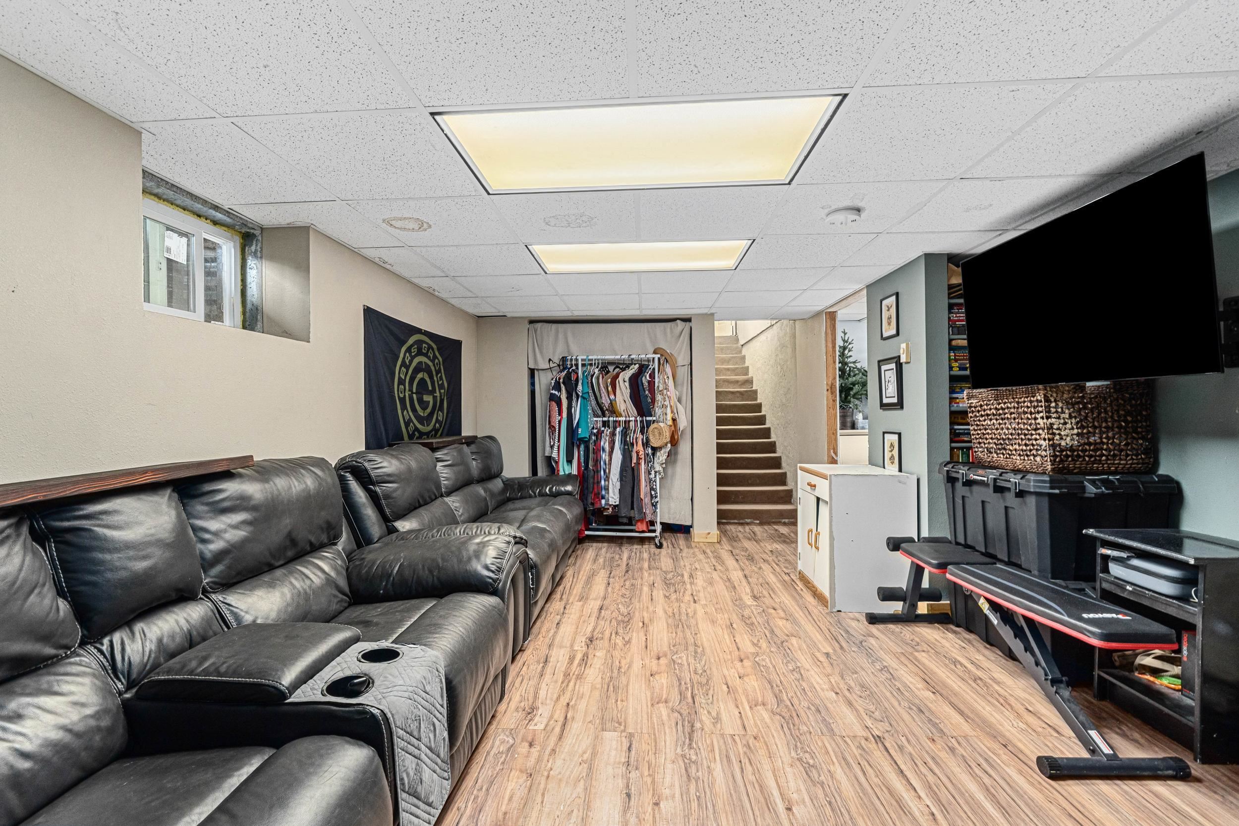 103 N 8th Ave - Photo 25