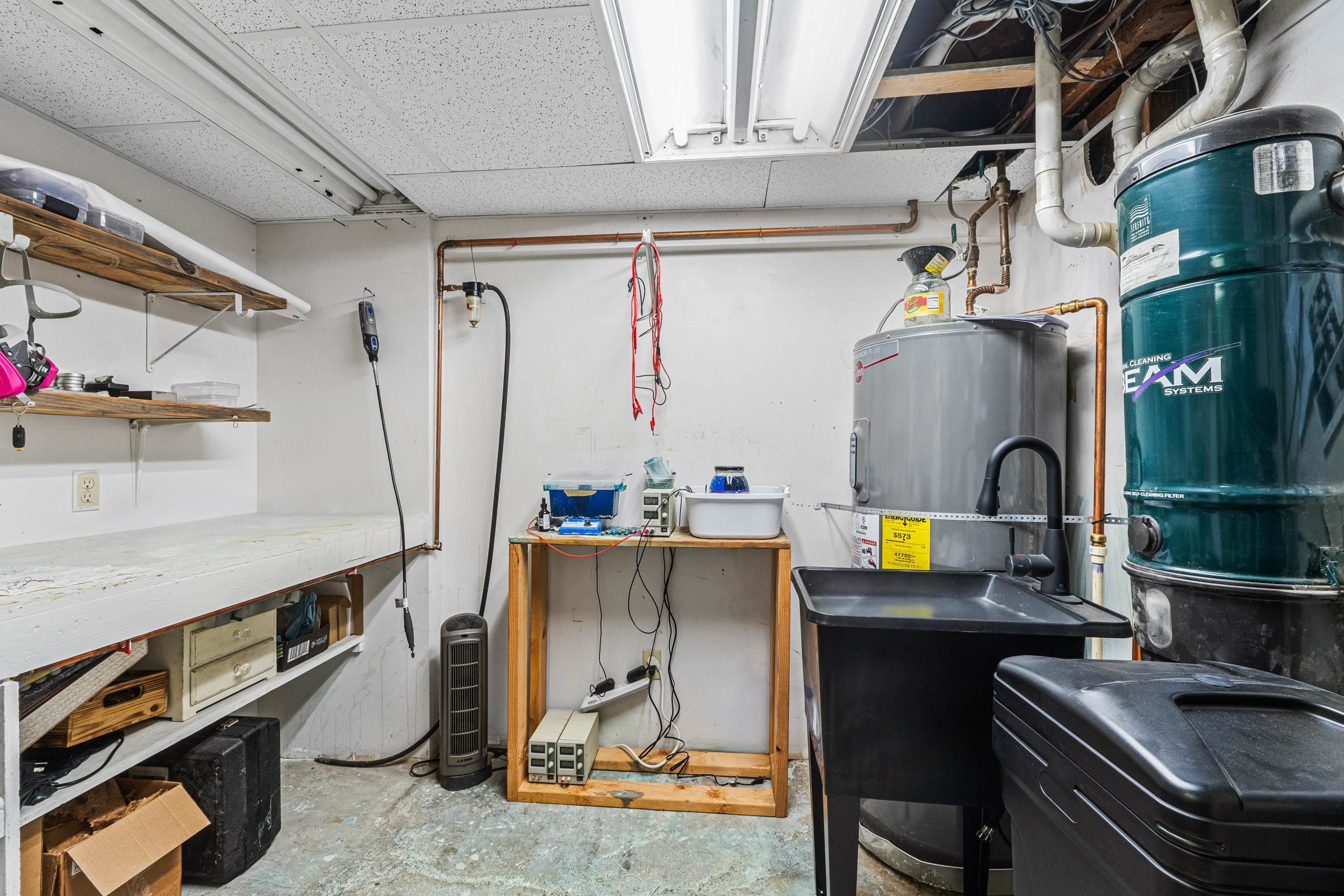 103 N 8th Ave - Photo 28