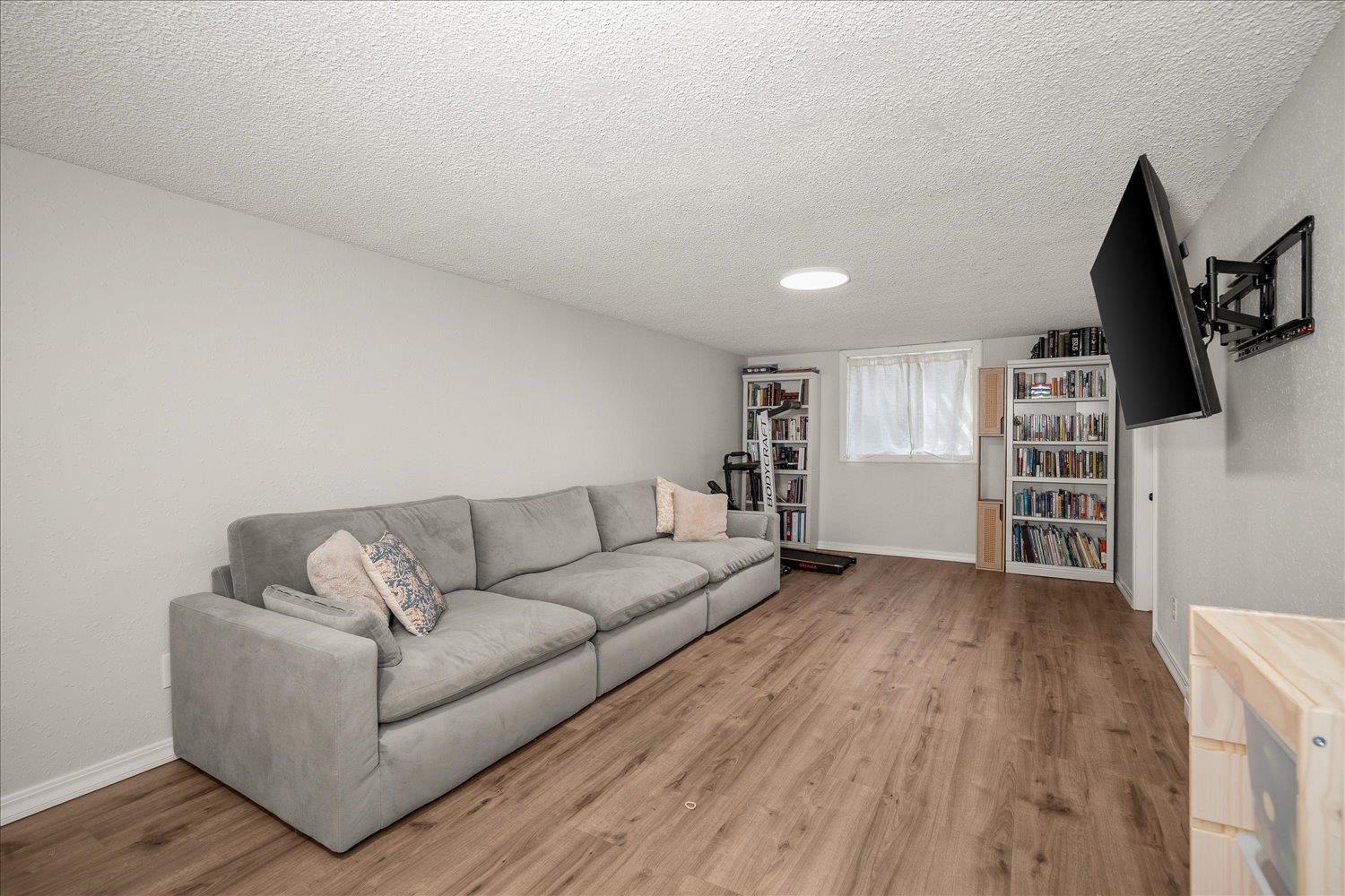 2512 W OLYMPIC Ave - Photo 23