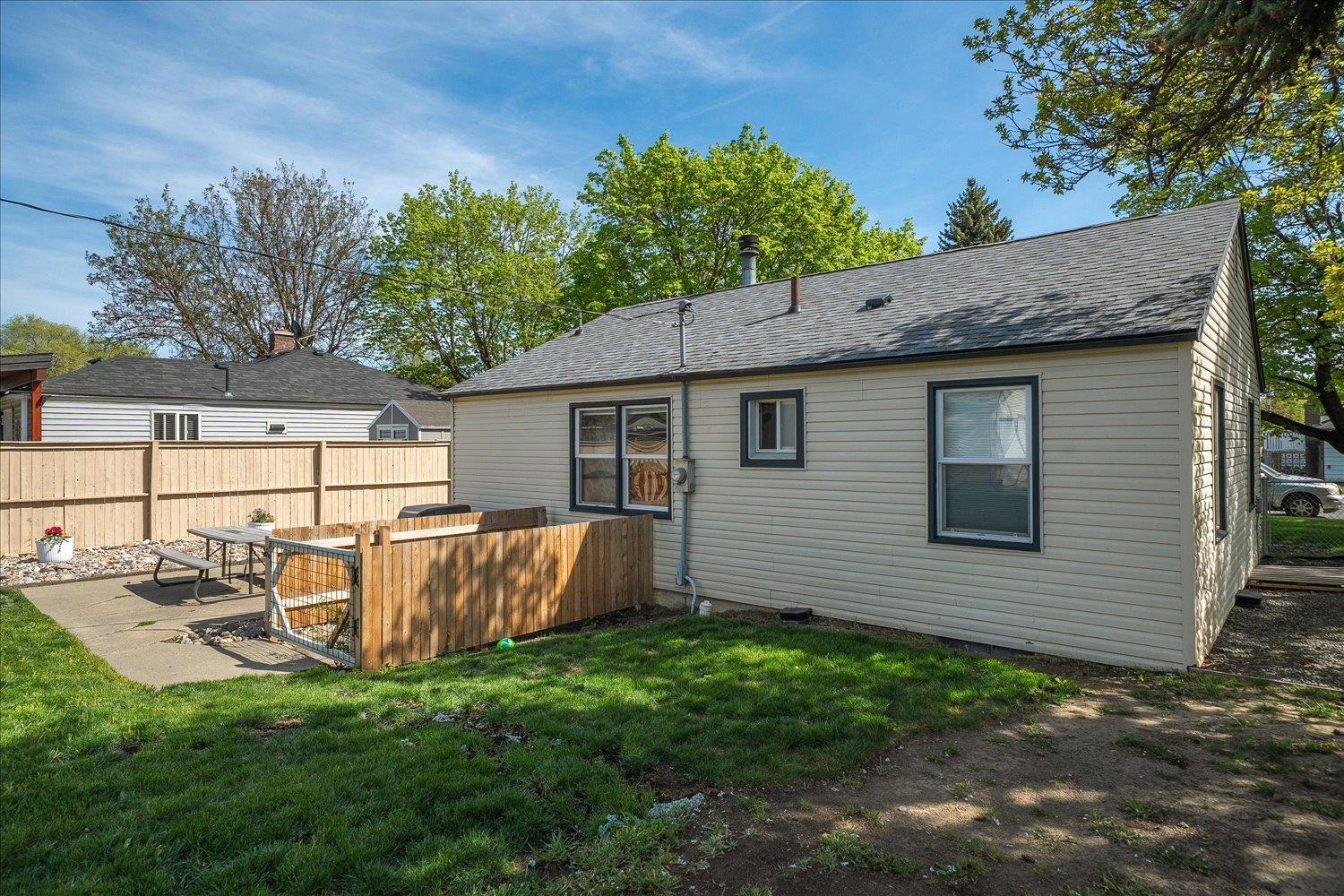 2512 W OLYMPIC Ave - Photo 34
