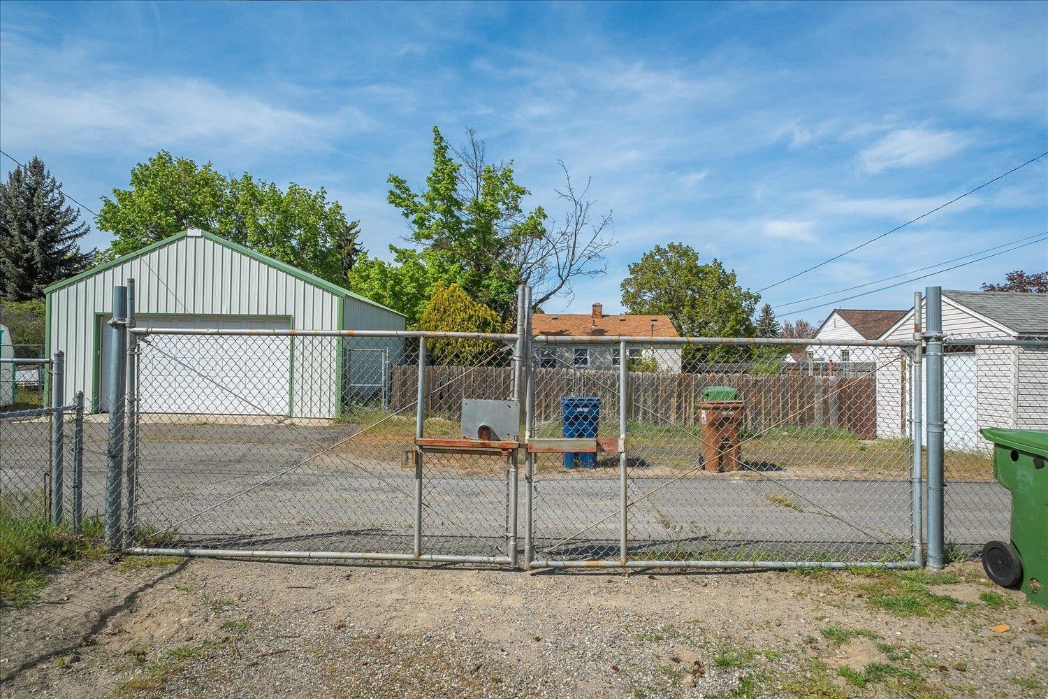 2512 W OLYMPIC Ave - Photo 45