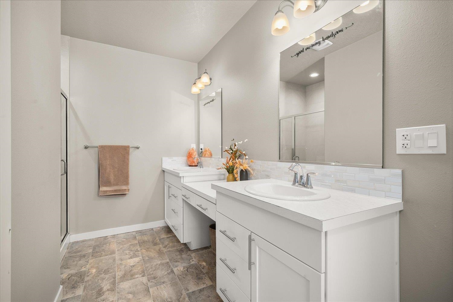 18224 E 19th Ave - Photo 14