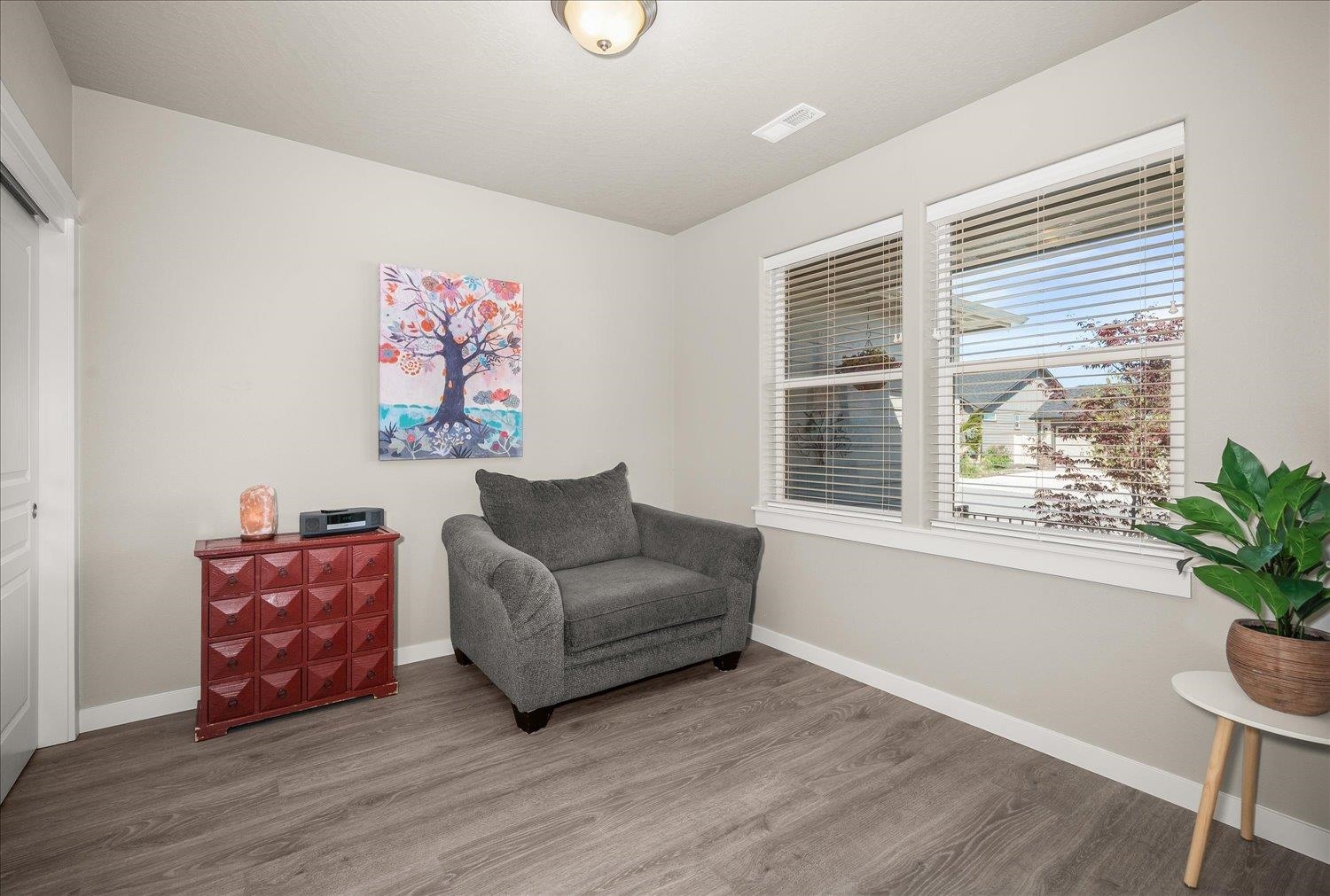18224 E 19th Ave - Photo 5