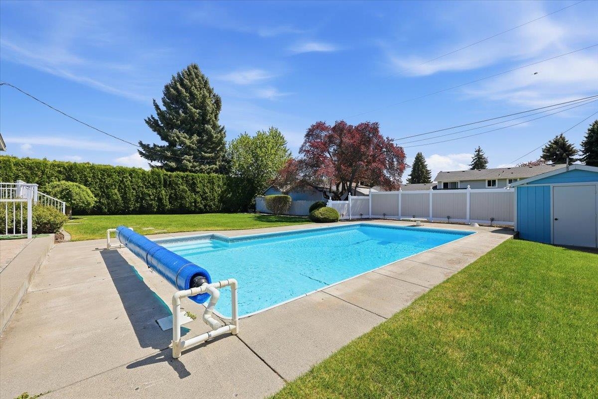 14212 E Boone Ave - Photo 31