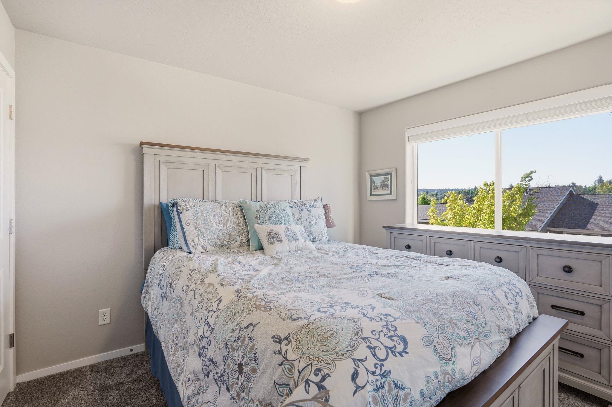 2211 W Bridge Ave - Photo 29