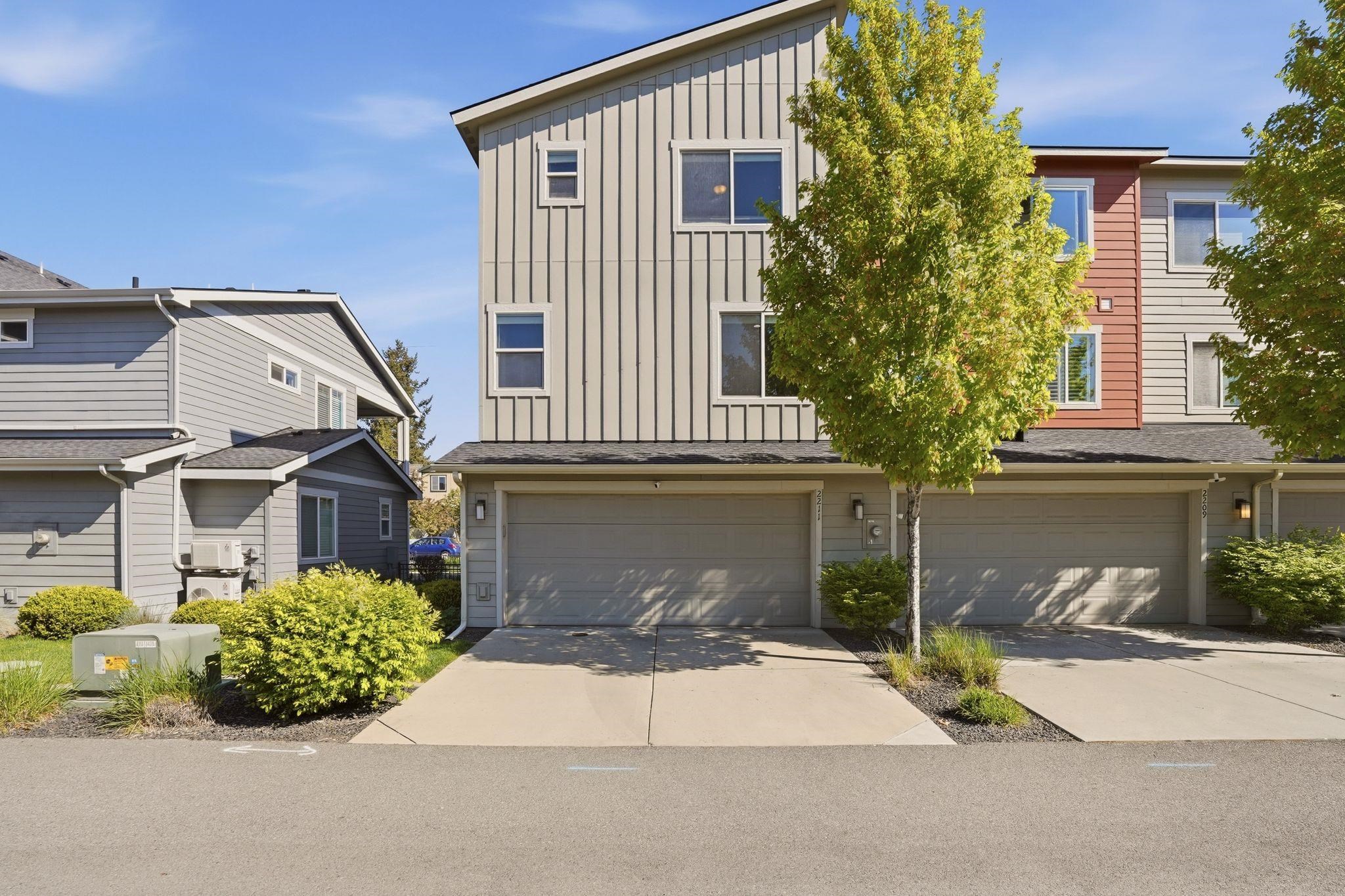 2211 W Bridge Ave - Photo 33
