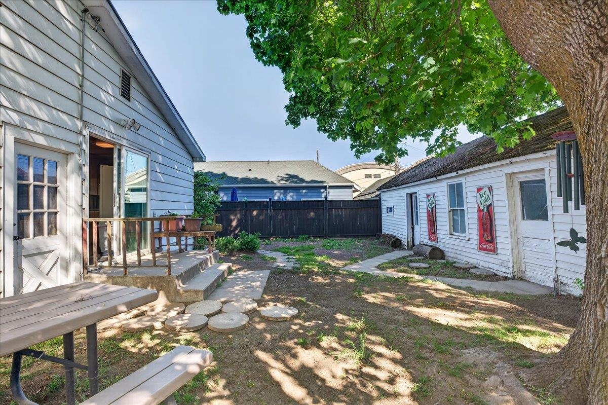 709 Marshall St - Photo 28