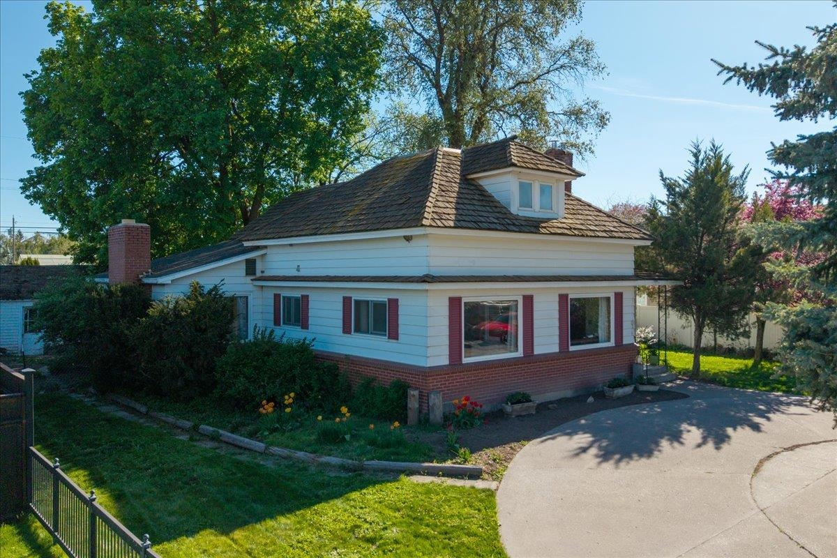 709 Marshall St - Photo 4